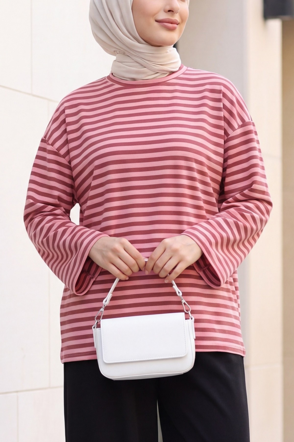 Oversized Crew-Neck Sweatshirt with Thick Stripes and Stretch Fabric -Dried rose