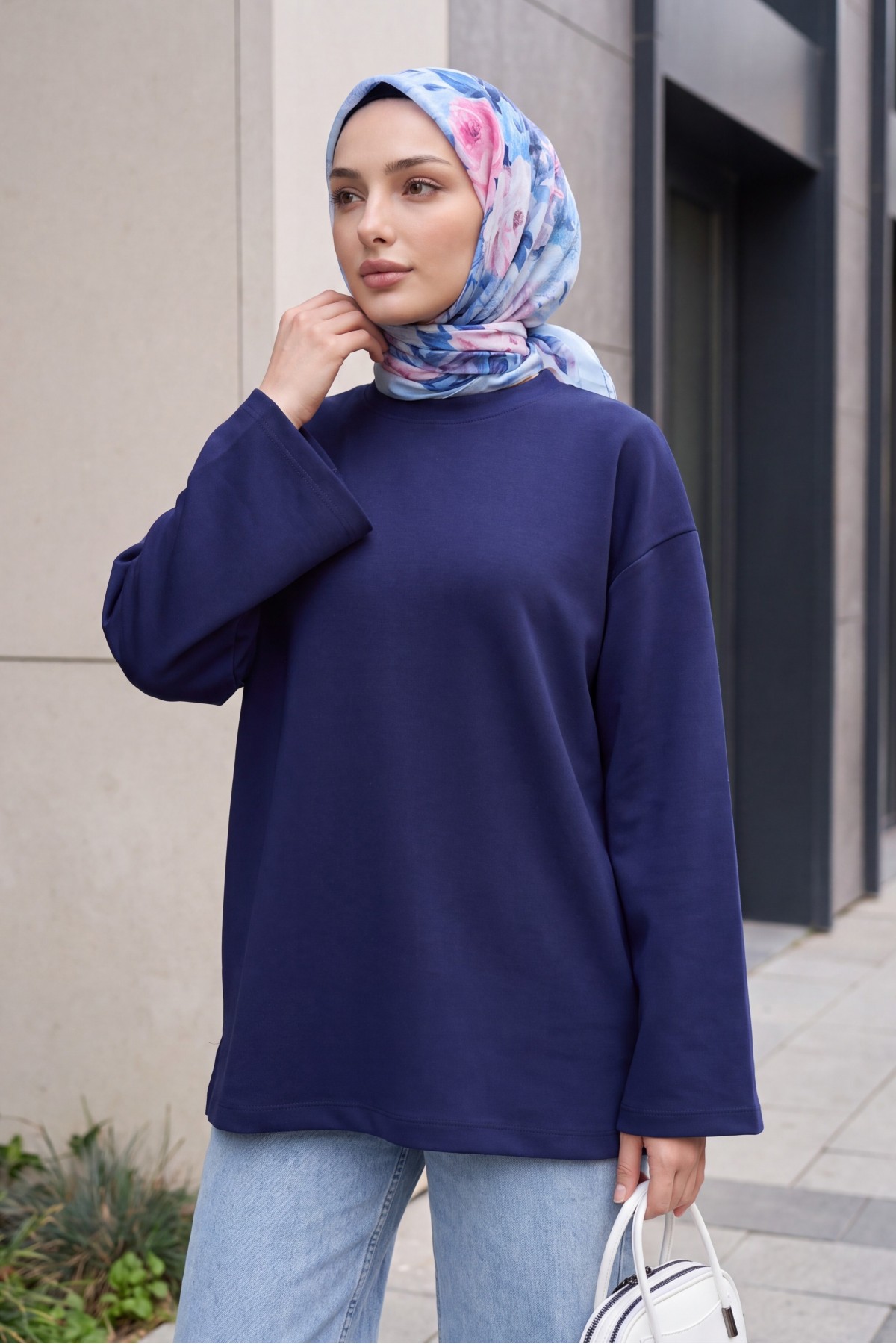 Oversized Stretch Crew-Neck Sweatshirt -Navy blue