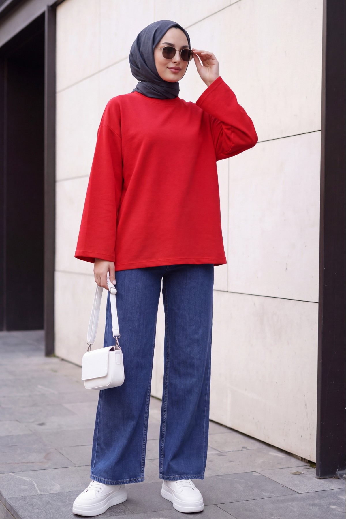 Oversized Stretch Crew-Neck Sweatshirt -Red
