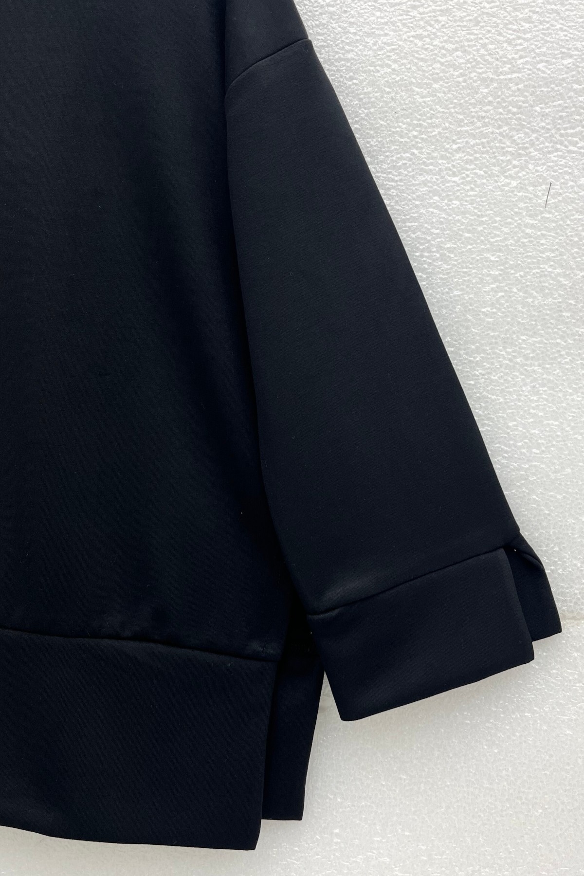 Bisiklet Yaka Yırtmaçlı Likralı Oyşo Sweat -Siyah