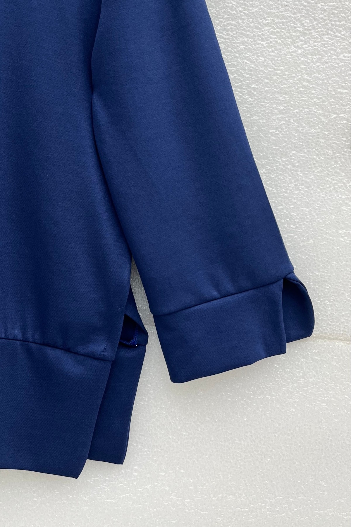 Bisiklet Yaka Yırtmaçlı Likralı Oyşo Sweat -Lacivert