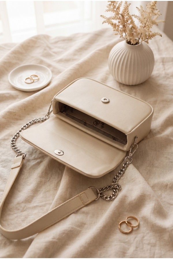 Box Bag with Removable Double Straps and Magnetic Closure -Cream color
