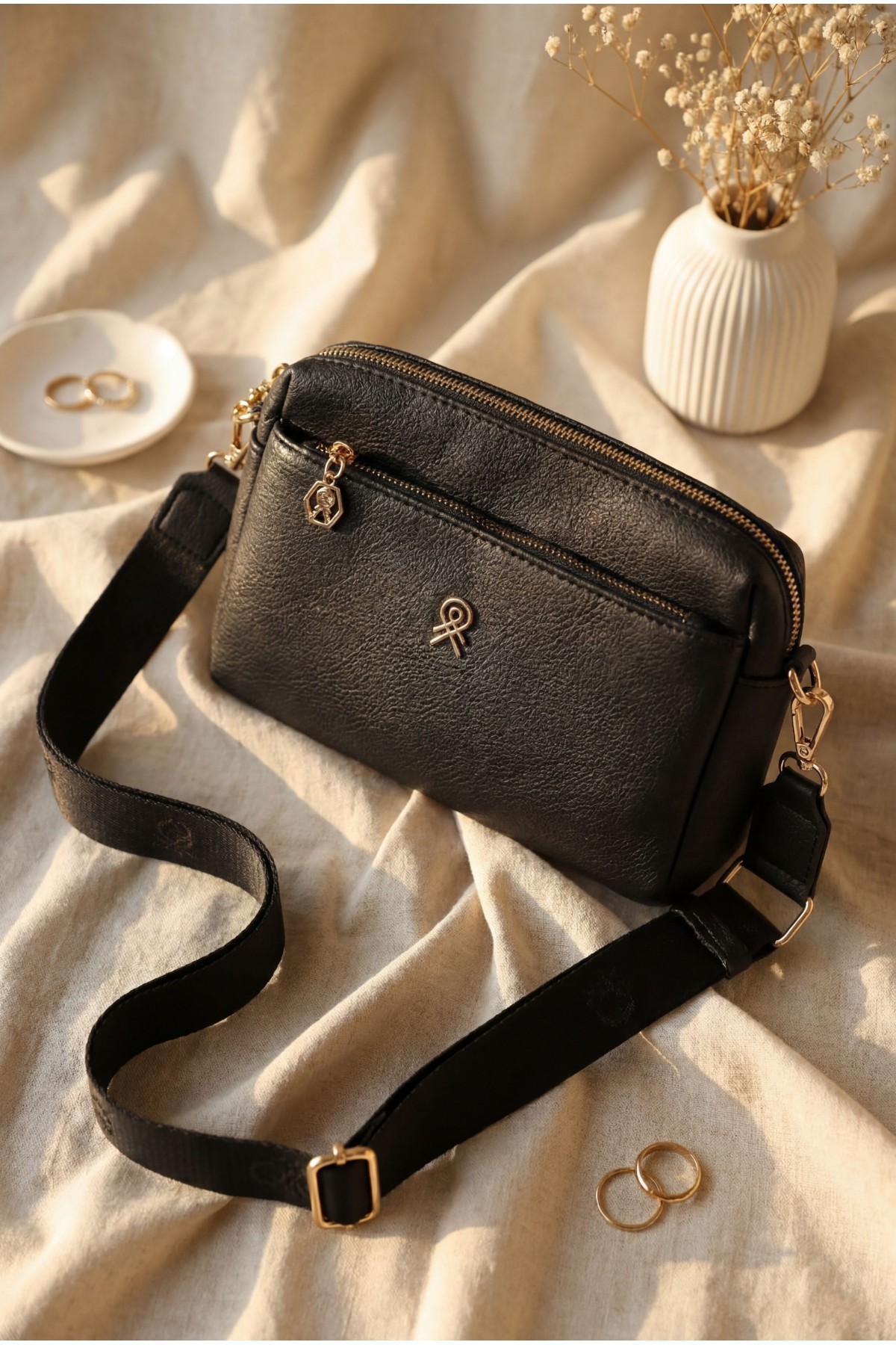 Zippered Crossbody Bag -Black