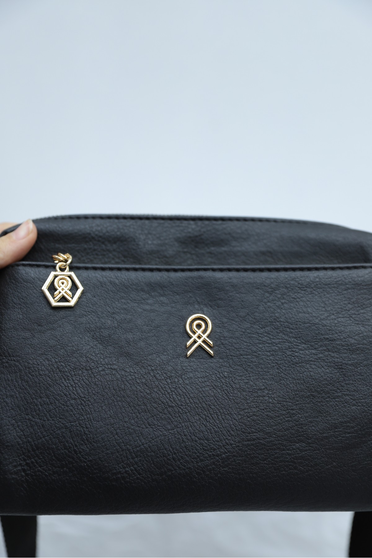Zippered Crossbody Bag -Black