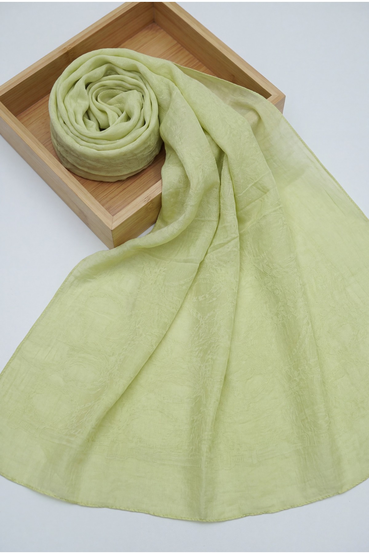 Chain Pattern Jacquard Shawl -Yellow