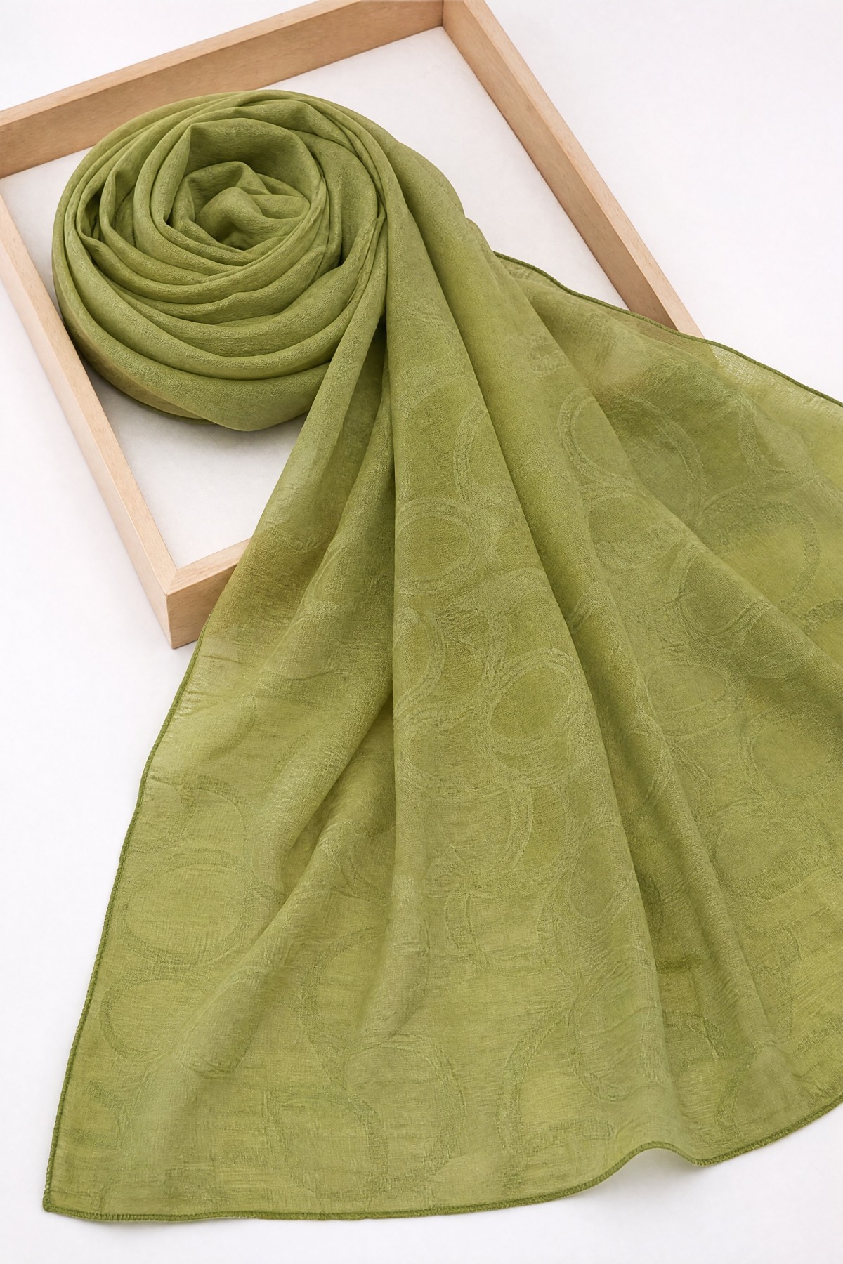 Chain Pattern Jacquard Shawl -Oil Green