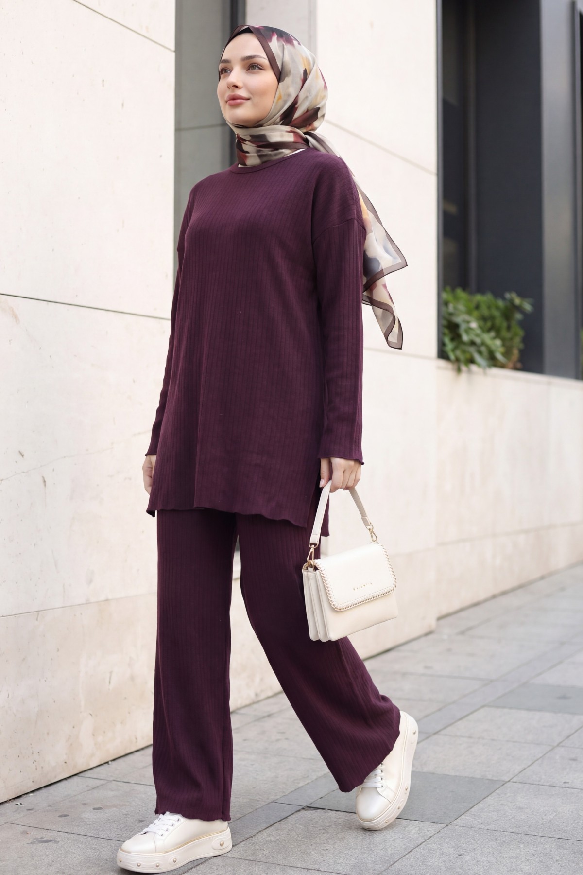 Ribbed Knit Set with Slit-Detail Crew-Neck Top and Trousers -Damson