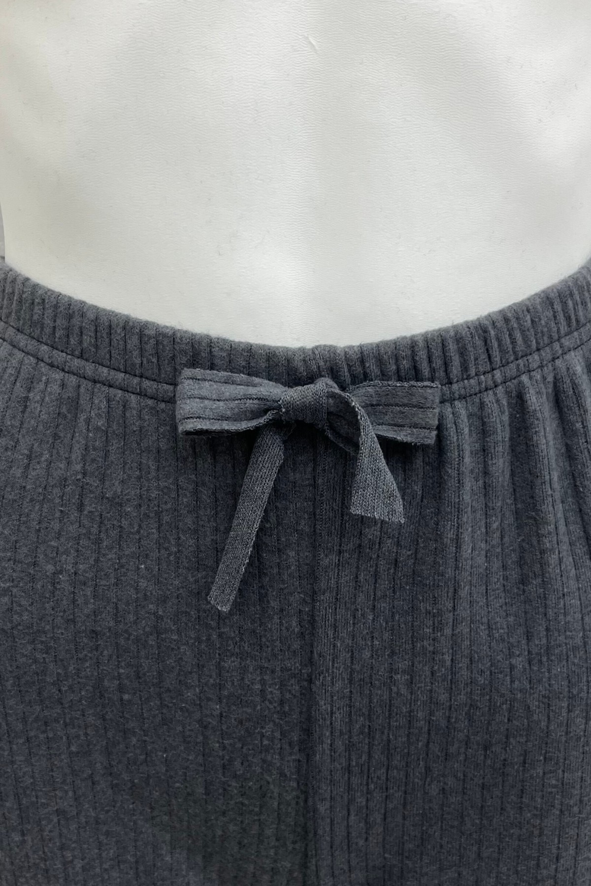 Ribbed Knit Set with Slit-Detail Crew-Neck Top and Trousers -Grey