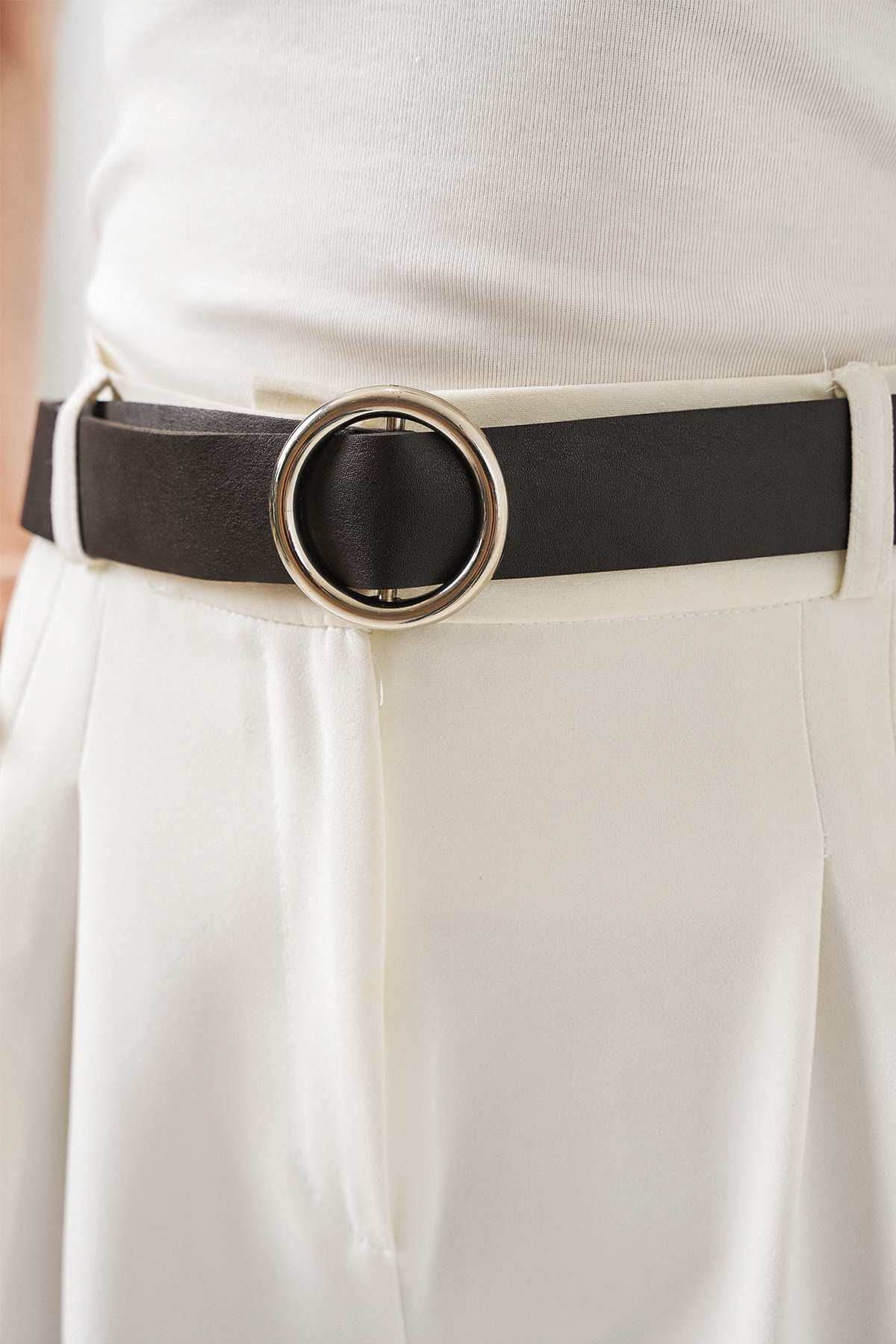 Kadın Yuvarlak Tokalı Kemer 032 - Kahverengi