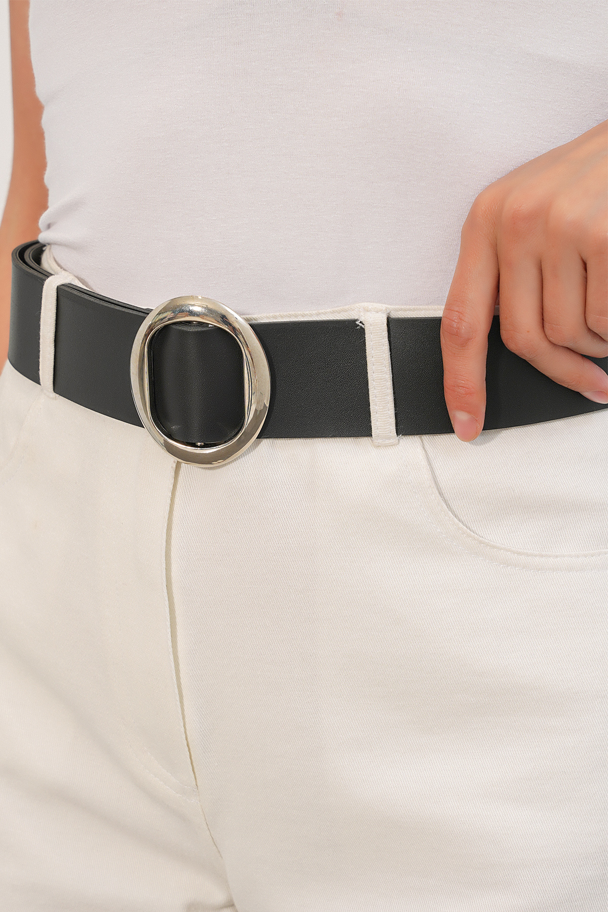 Women's Oval Buckle Belt 033 