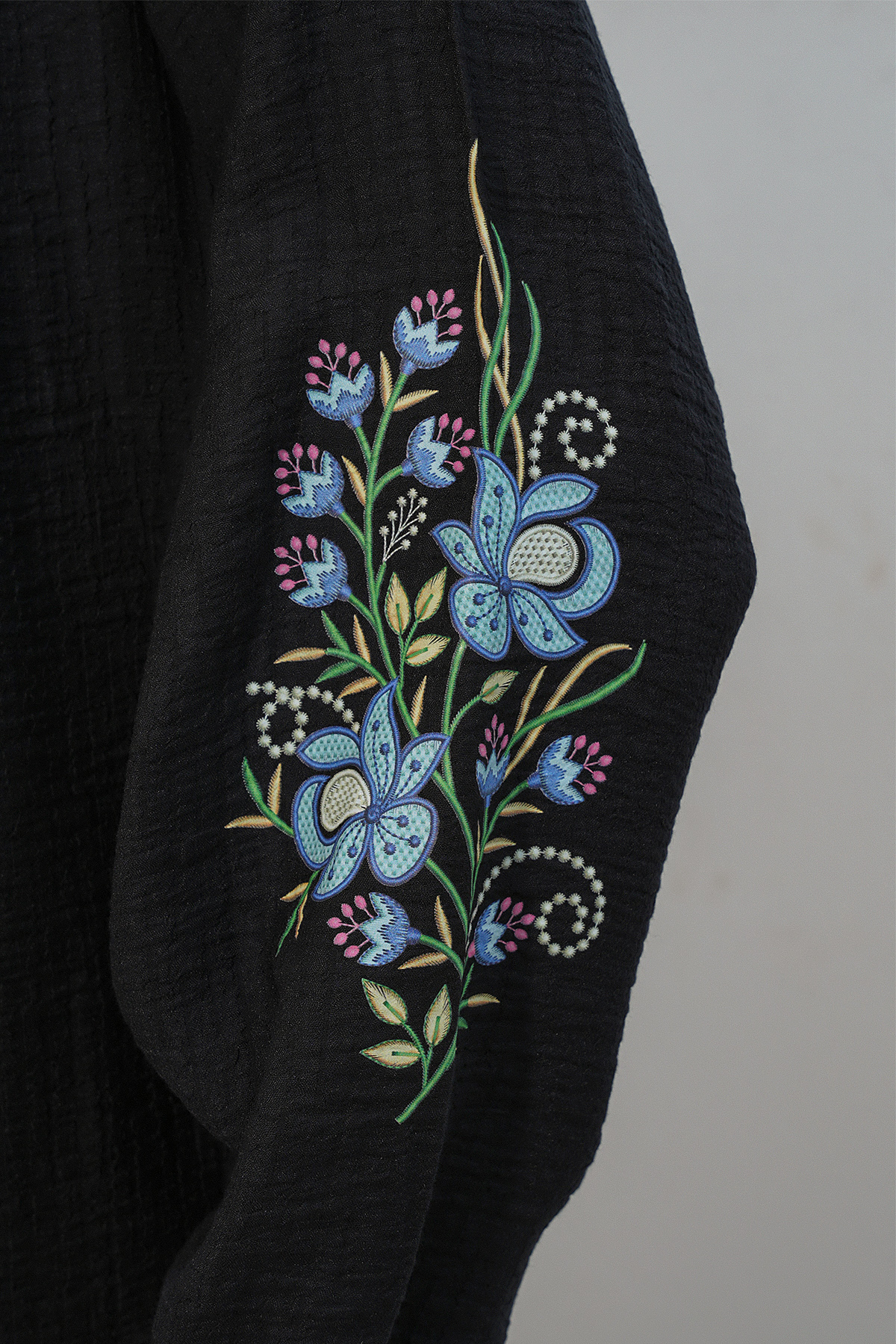 Women's Embroidered Oversize Blouse 1000 
