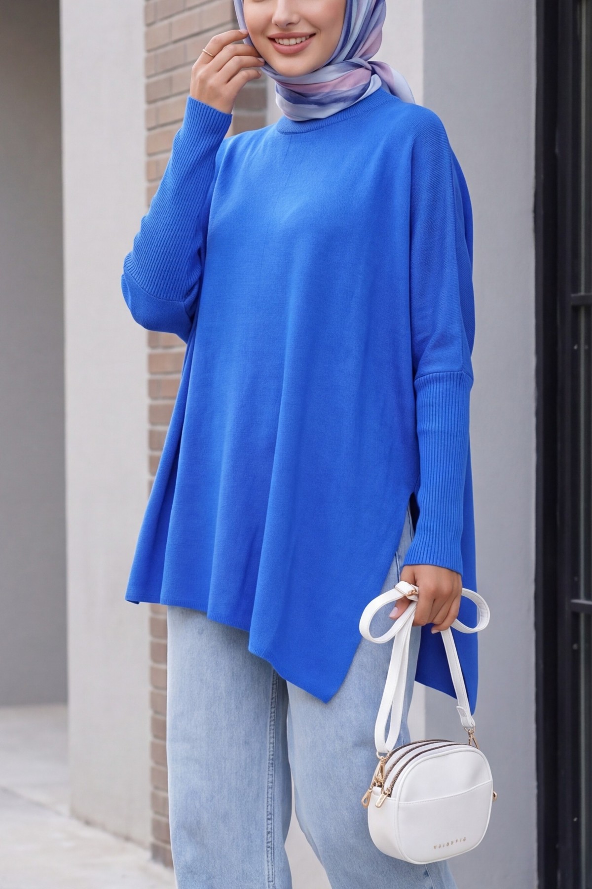 15783 Slit Poncho Sweater 