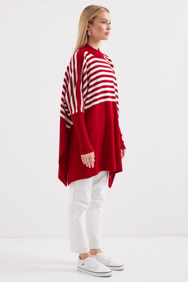15783 Slit Poncho Sweater 