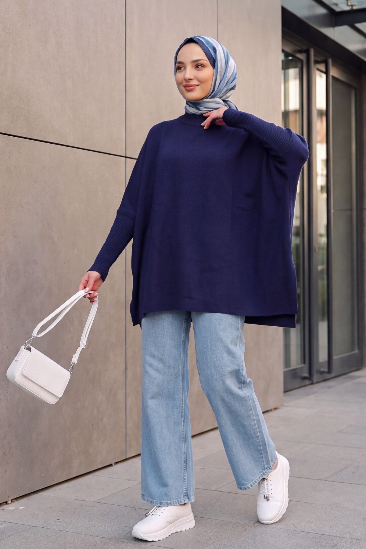 15783 Slit Poncho Sweater 
