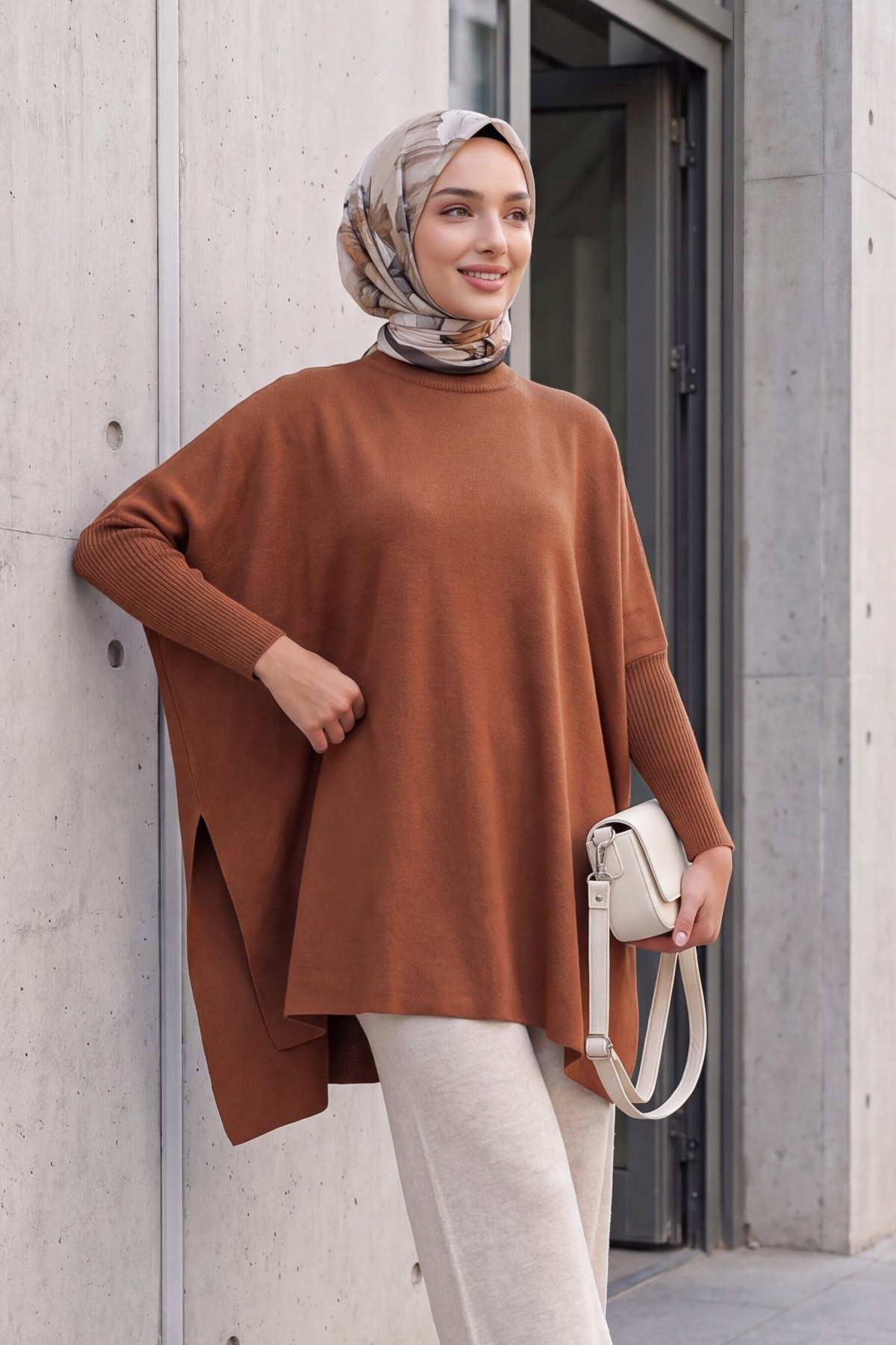 15783 Yırtmaçlı Panço Kazak - Taba