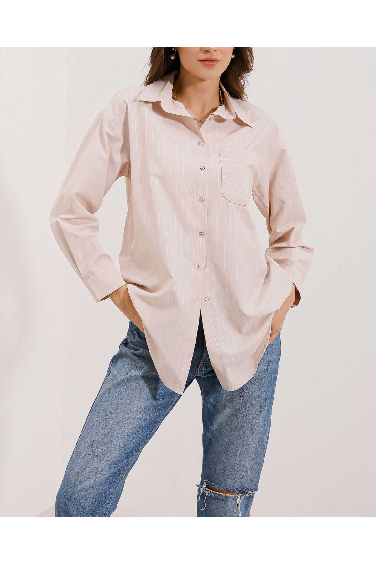 20217 Cep Detaylı Çizgili Oversize Gömlek - Bej