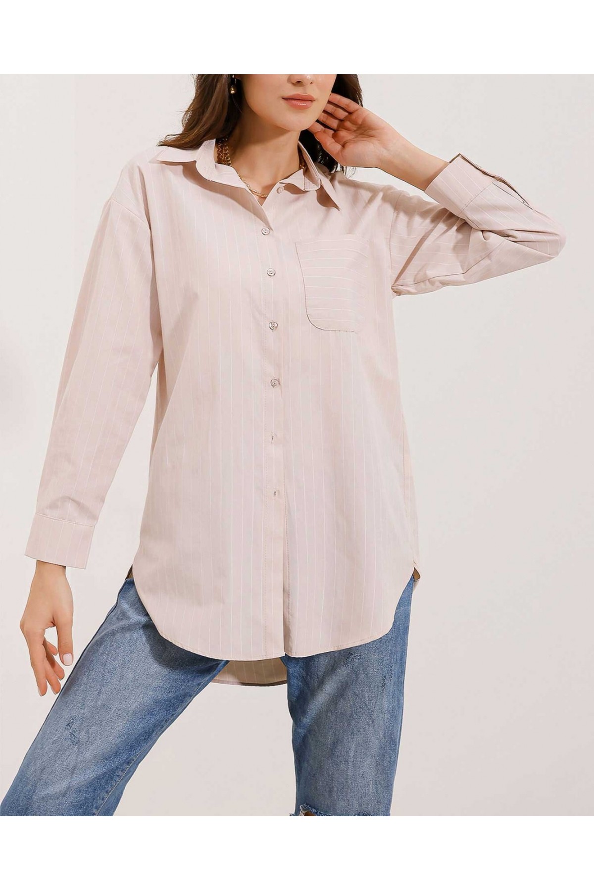 20217 Cep Detaylı Çizgili Oversize Gömlek - Bej