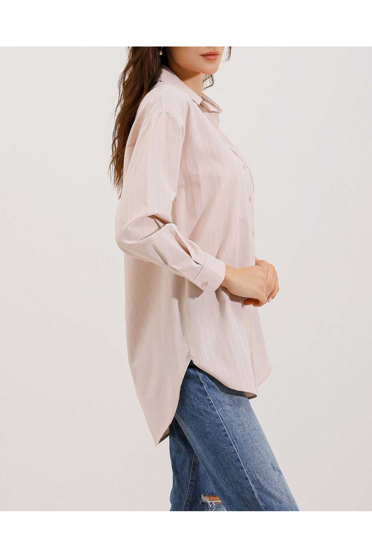 20217 Cep Detaylı Çizgili Oversize Gömlek - Bej