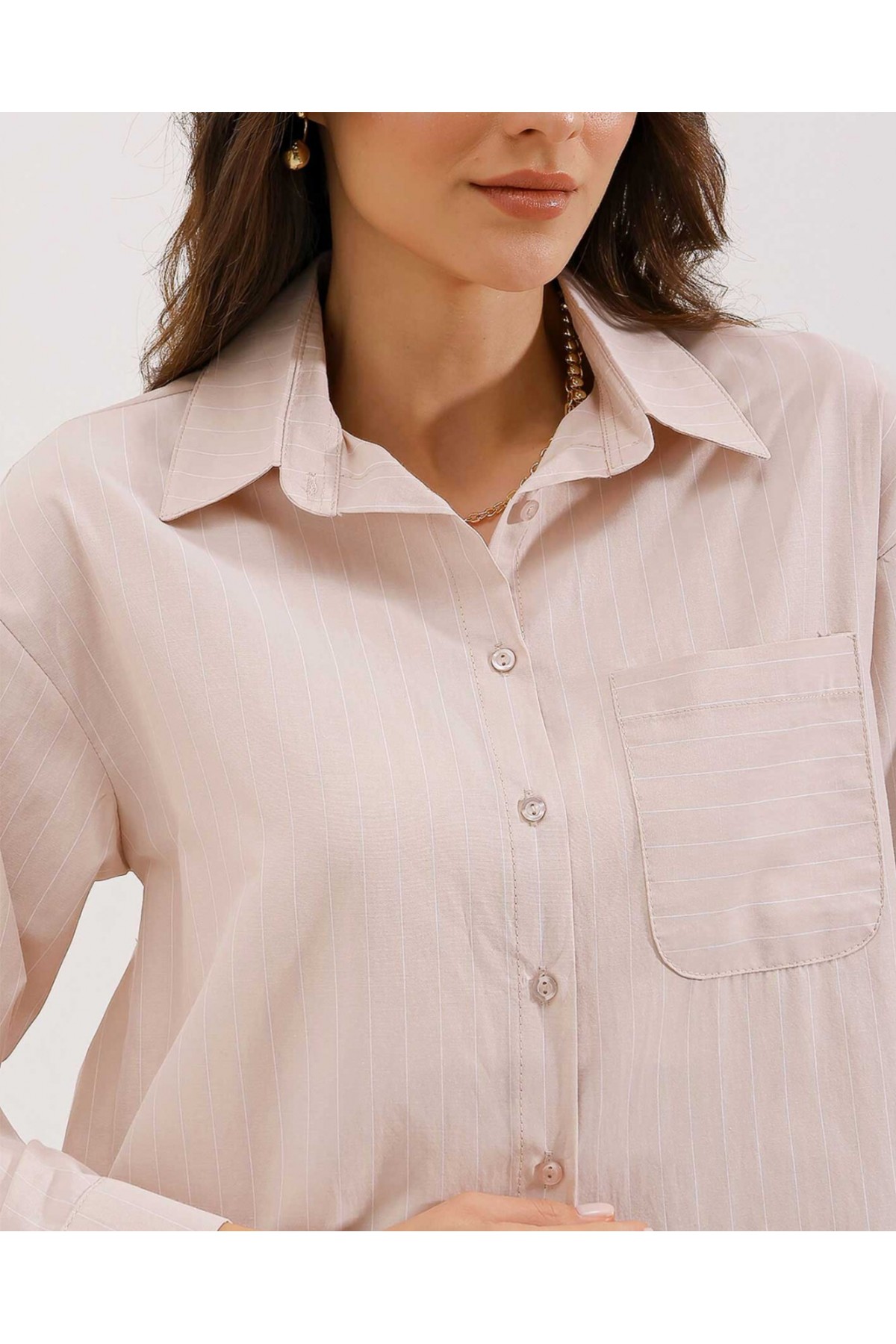 20217 Cep Detaylı Çizgili Oversize Gömlek - Bej