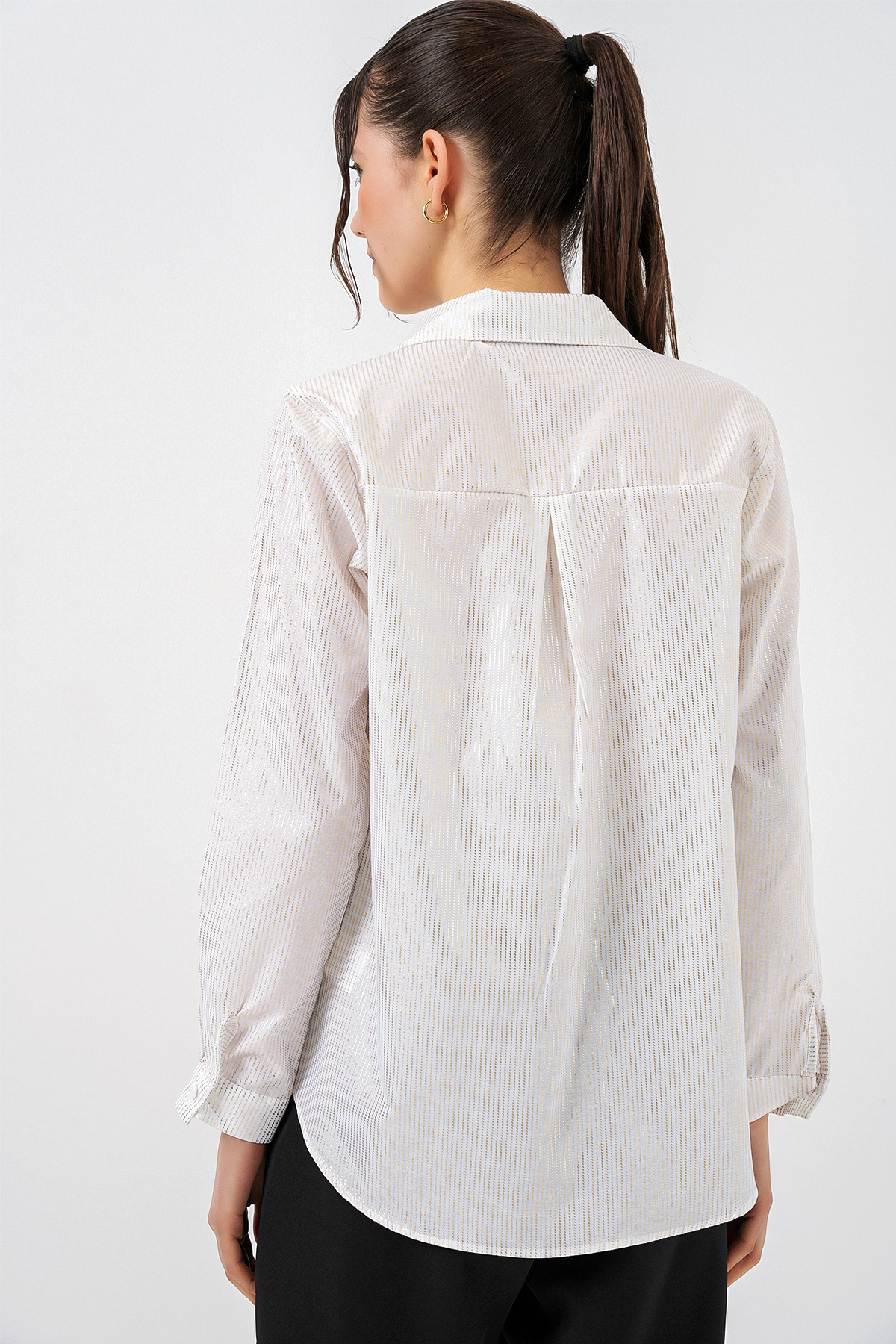 Women's Foil Patterned Shirt 20253 