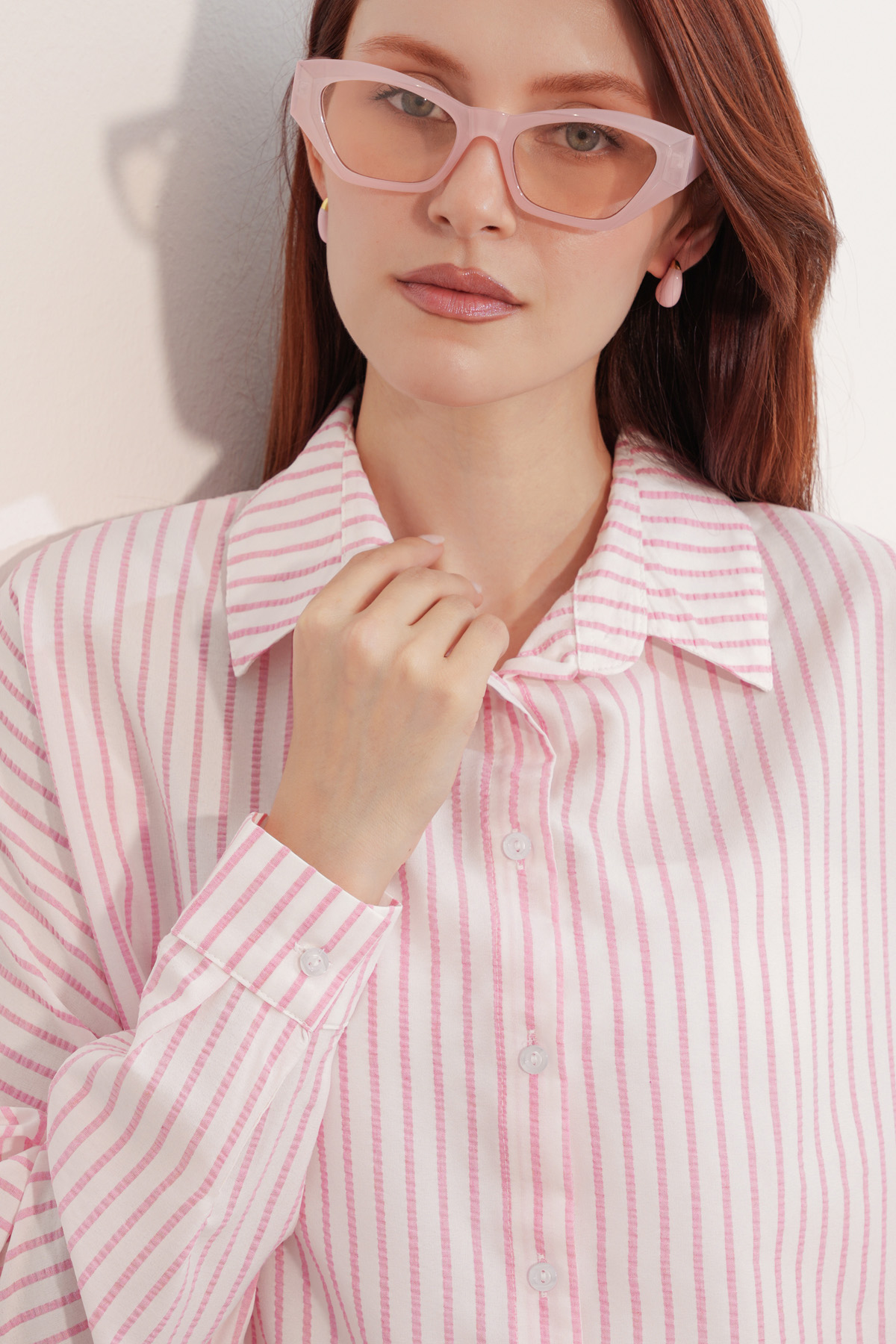 Kadın Oversize Çizgili Gömlek 20412 - Pembe