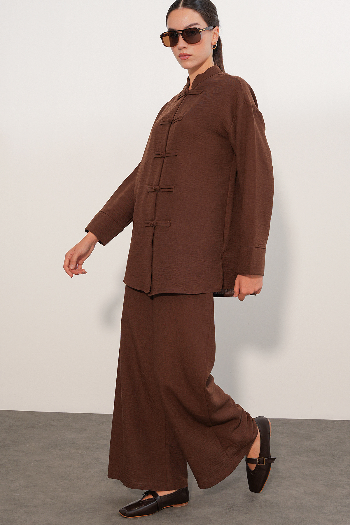Kadın Oversize Gömlek Pantolon Keten İkili Takım 30126 - Kahverengi