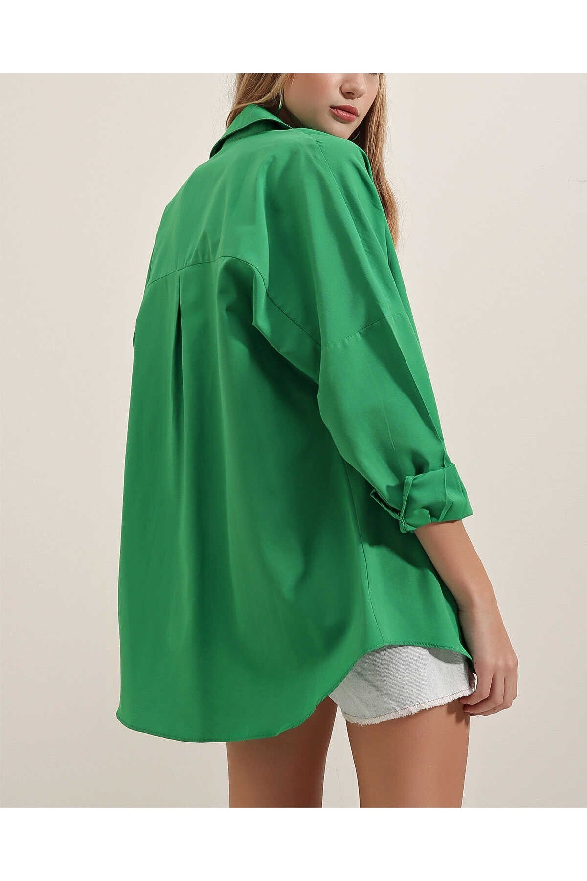 3900 Oversize Uzun Basic Gömlek - Yeşil