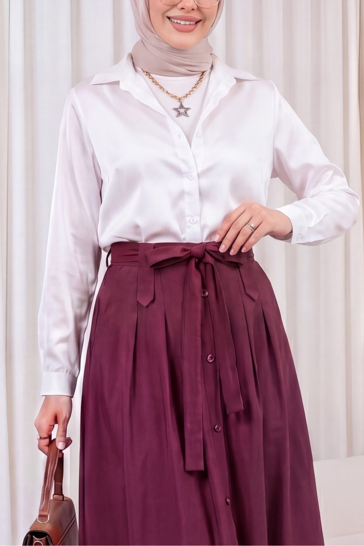 3964 Lightly Flowing Satin Shirt 