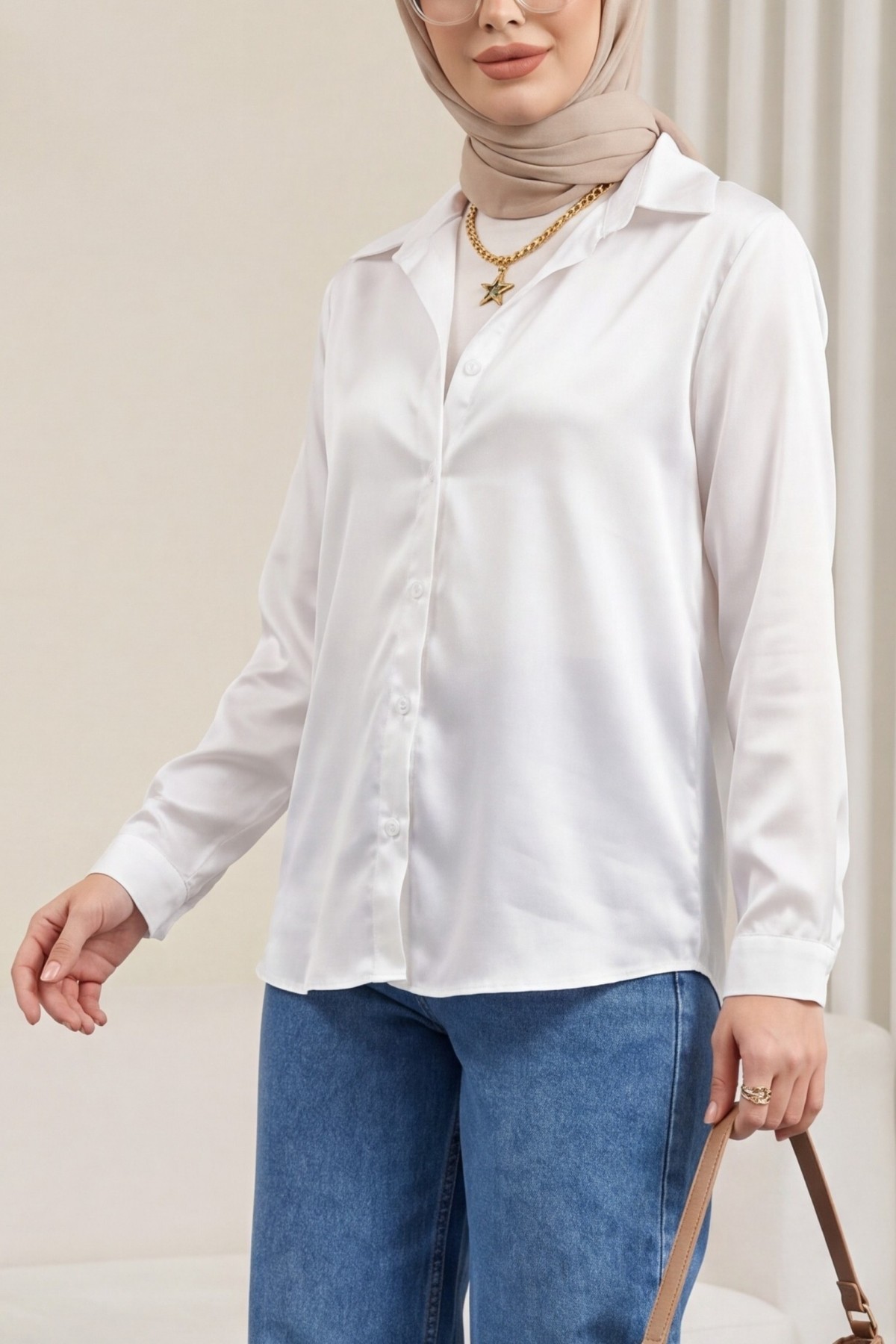 3964 Lightly Flowing Satin Shirt 