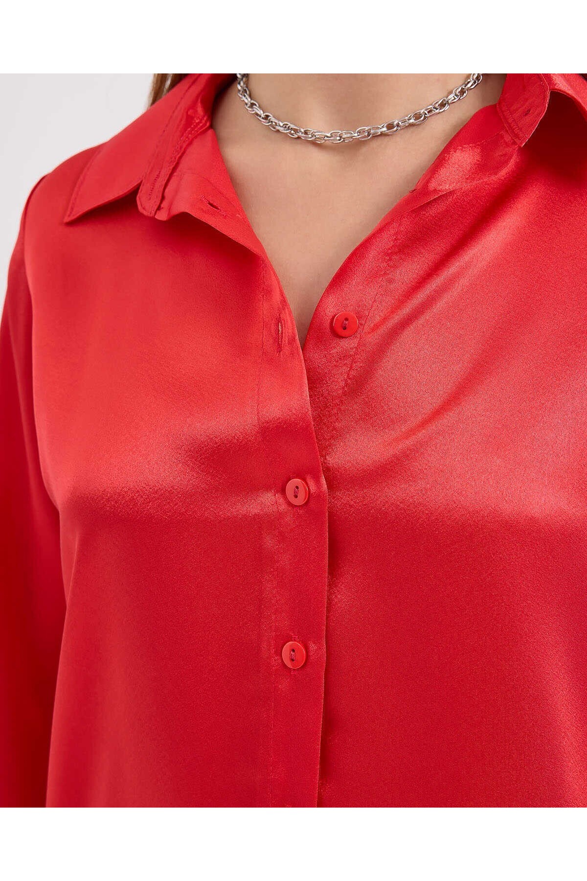 3964 Lightly Flowing Satin Shirt 