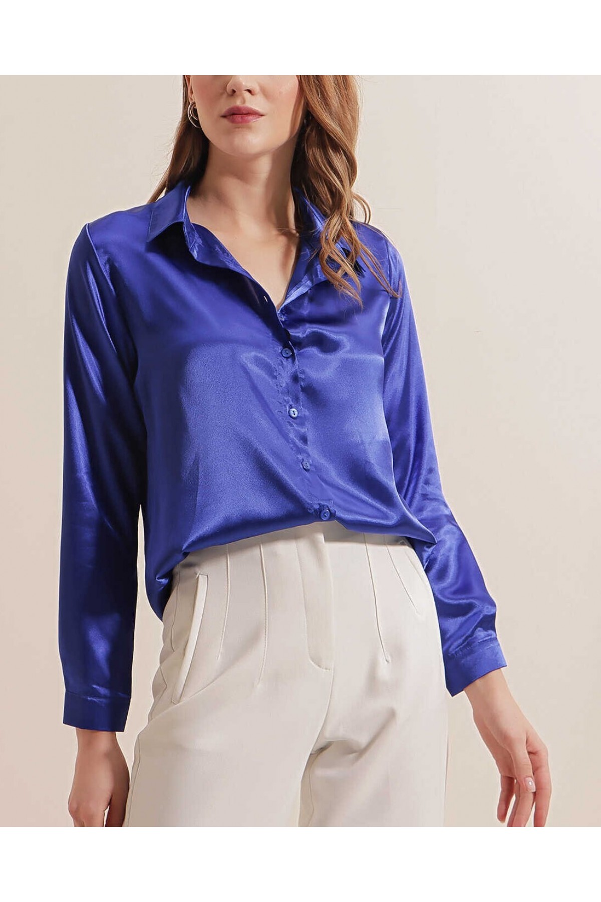 3964 Lightly Flowing Satin Shirt 