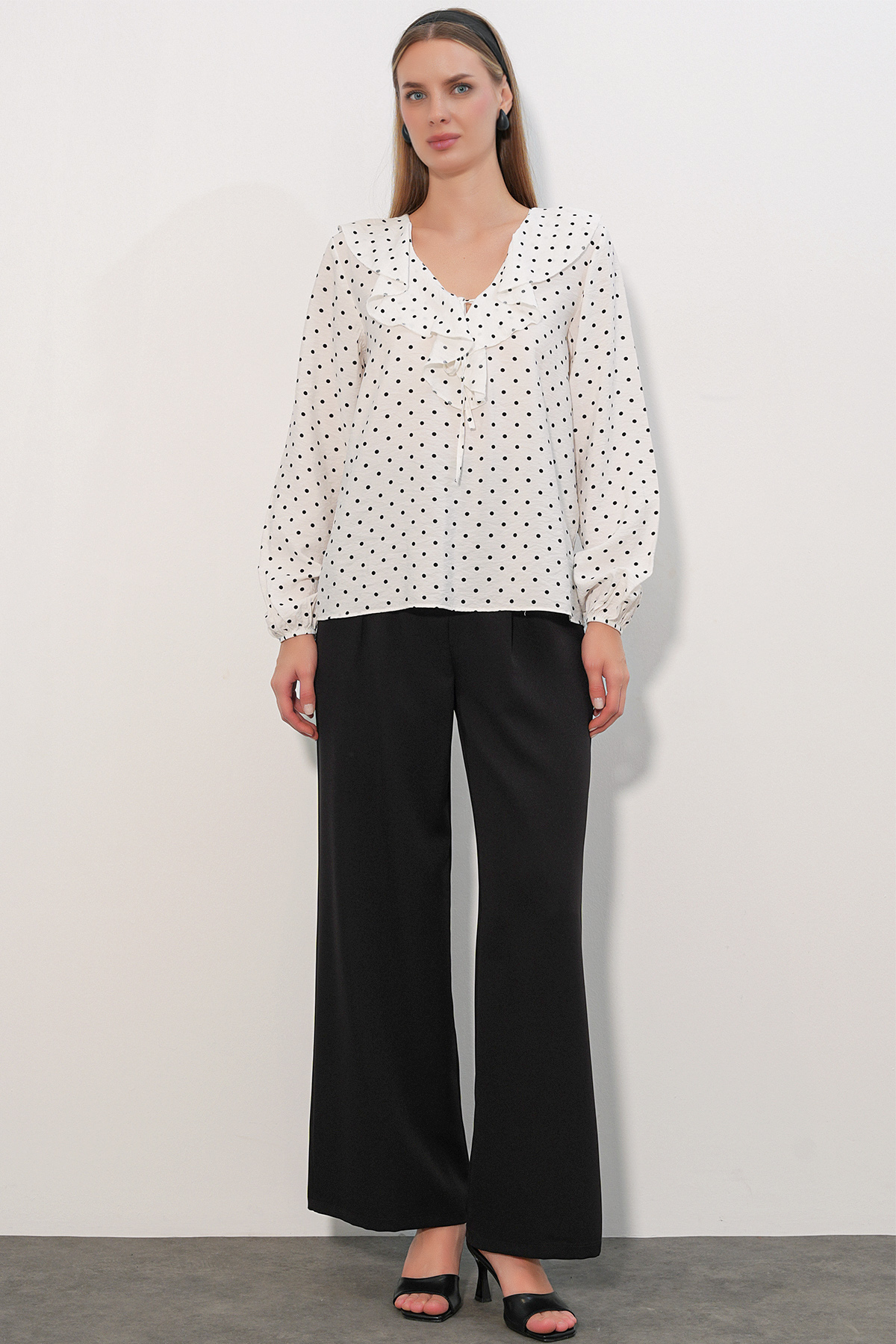 Women's Belted Fabric Trousers 30136 