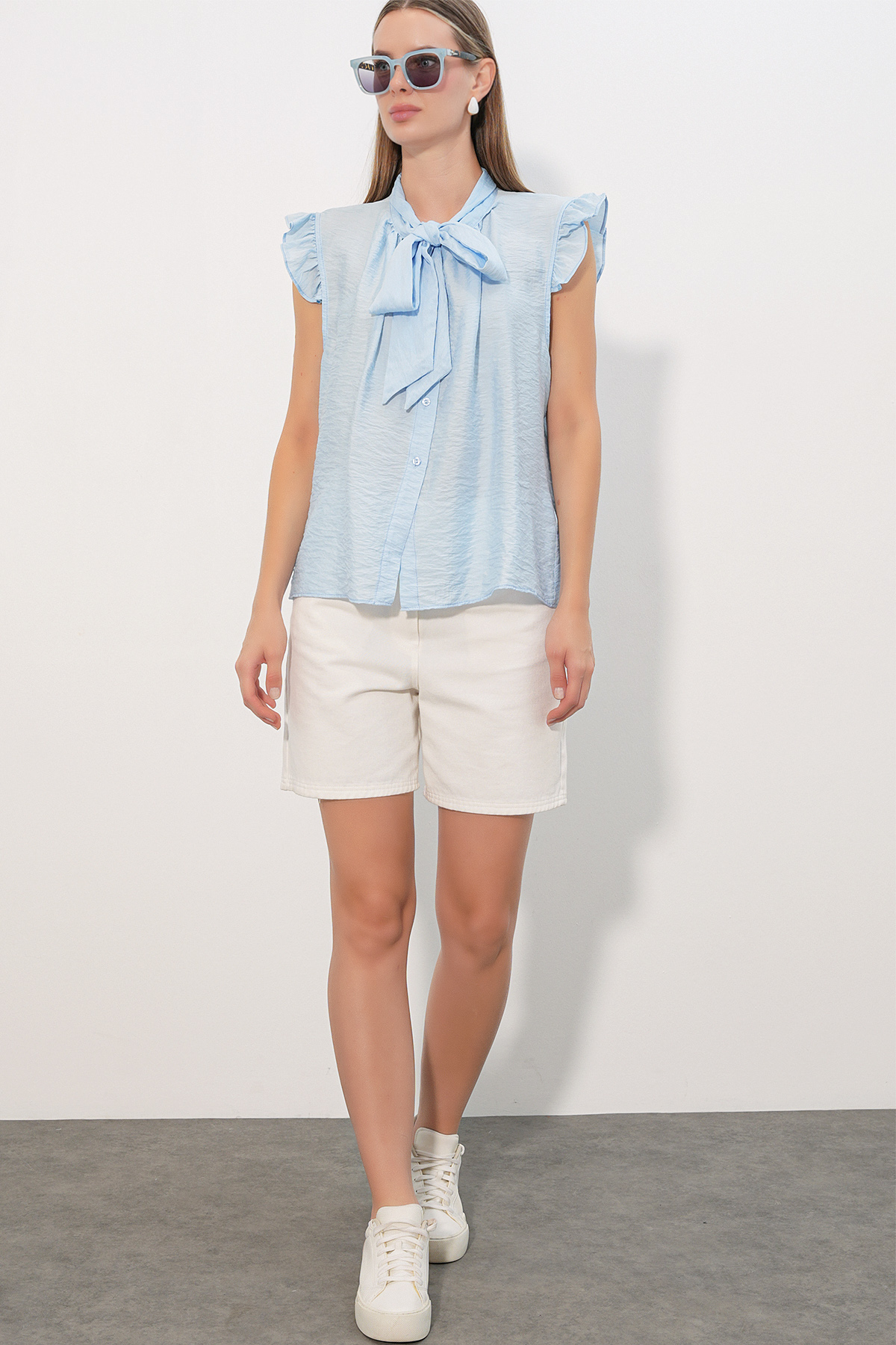 Women's Short Sleeve Crop Blouse 958 