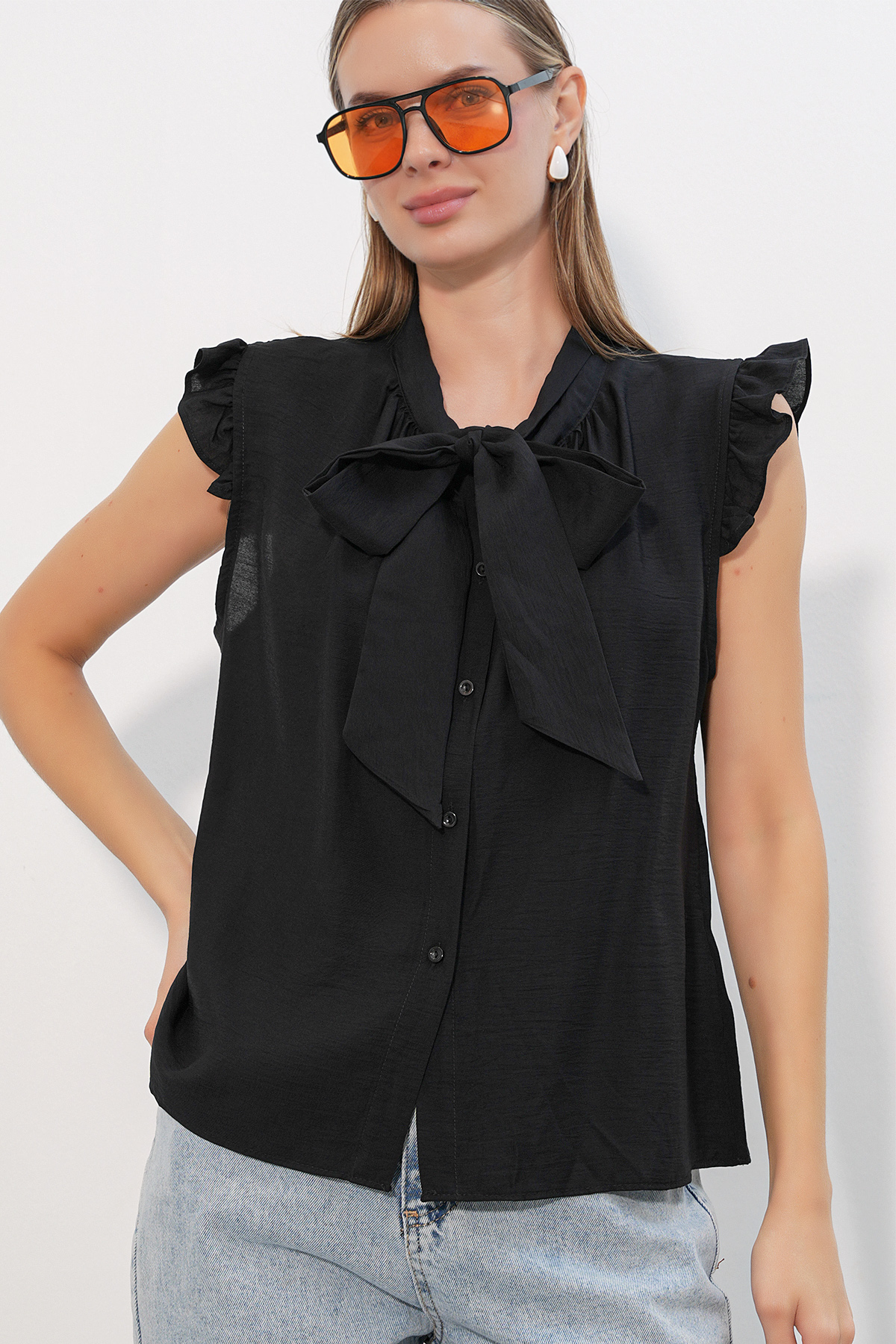 Women's Short Sleeve Crop Blouse 958 