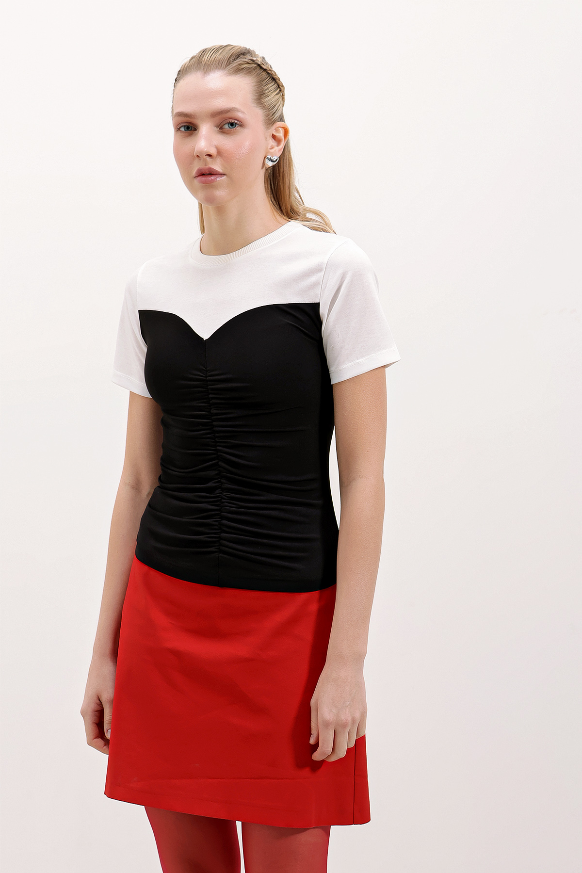 4314 Gathered Basic T-Shirt 