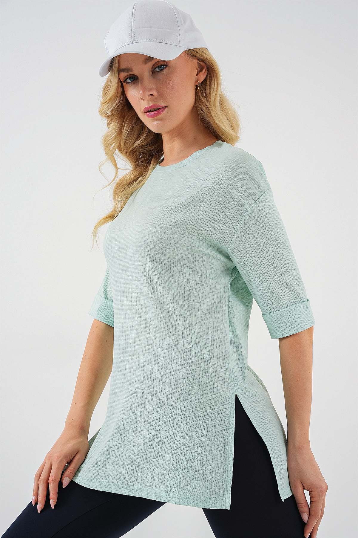 4332 Side Slit Knitted T-shirt 