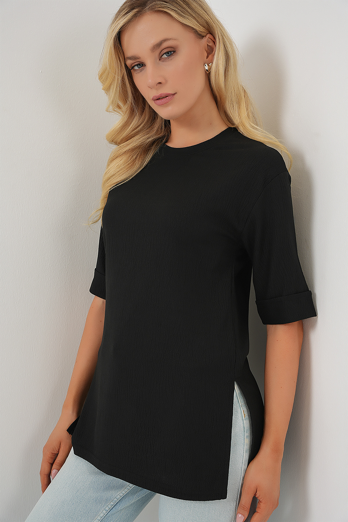 4332 Side Slit Knitted T-shirt 
