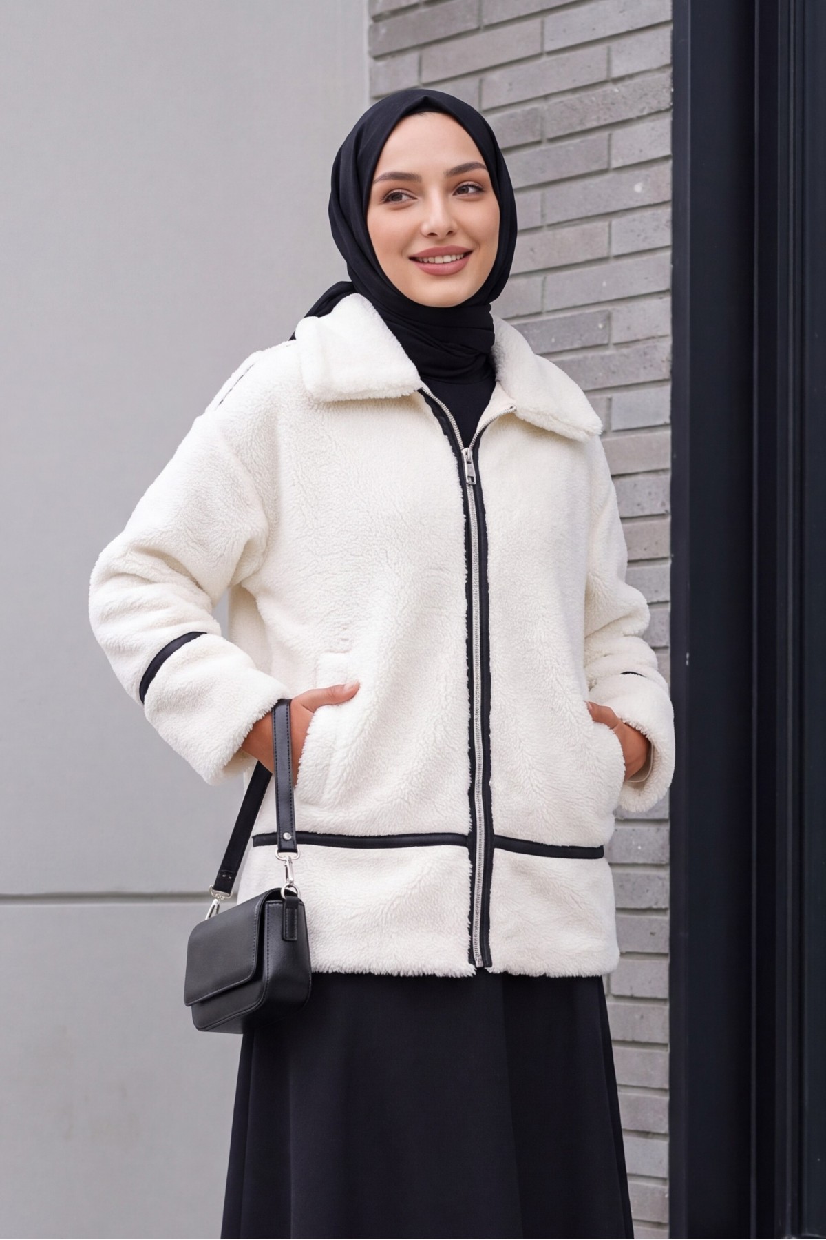 5173 Astarlı Peluş Ceket - Ekru