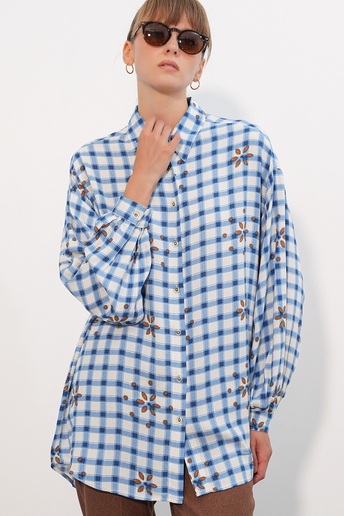 Women's Ruffle Detail Long Sleeve Shirt 40031 