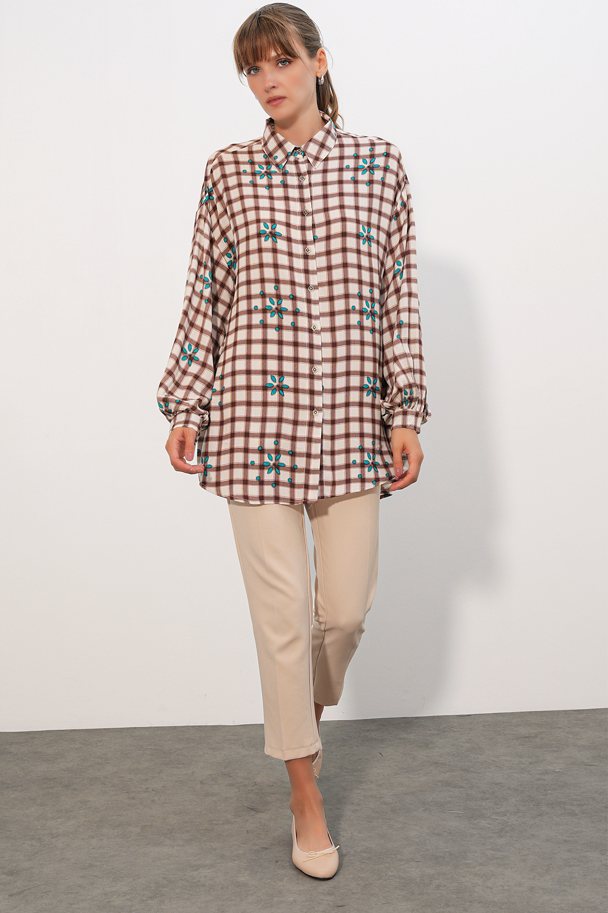 Women's Ruffle Detail Long Sleeve Shirt 40031 