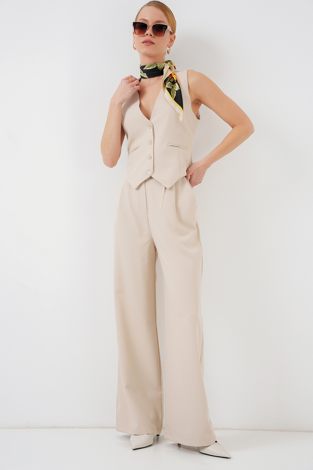 6709 Women's Vest and Trousers Two-Piece Set 