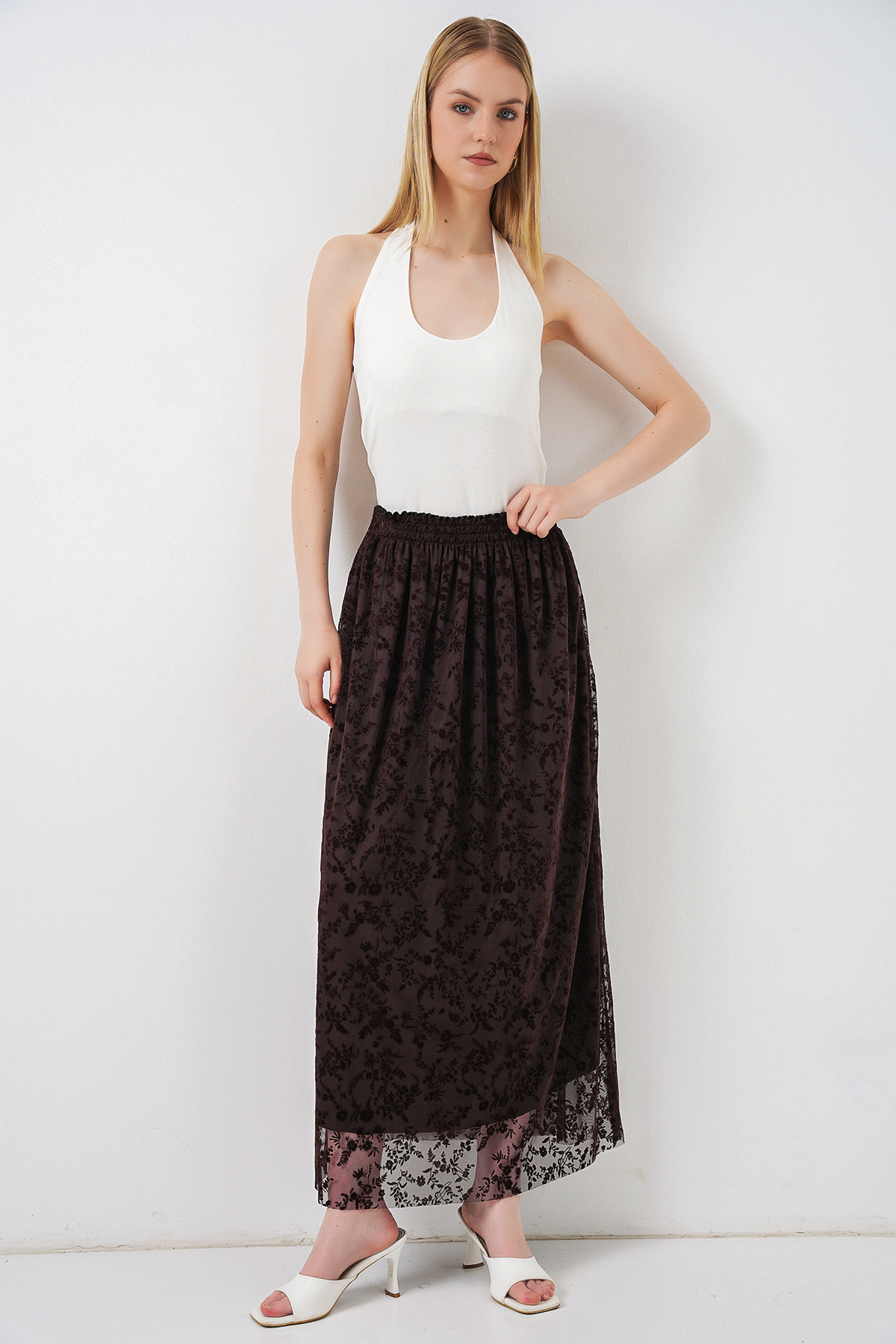 تنورة نسائية مبطنة بنقشة مخملية 8076 