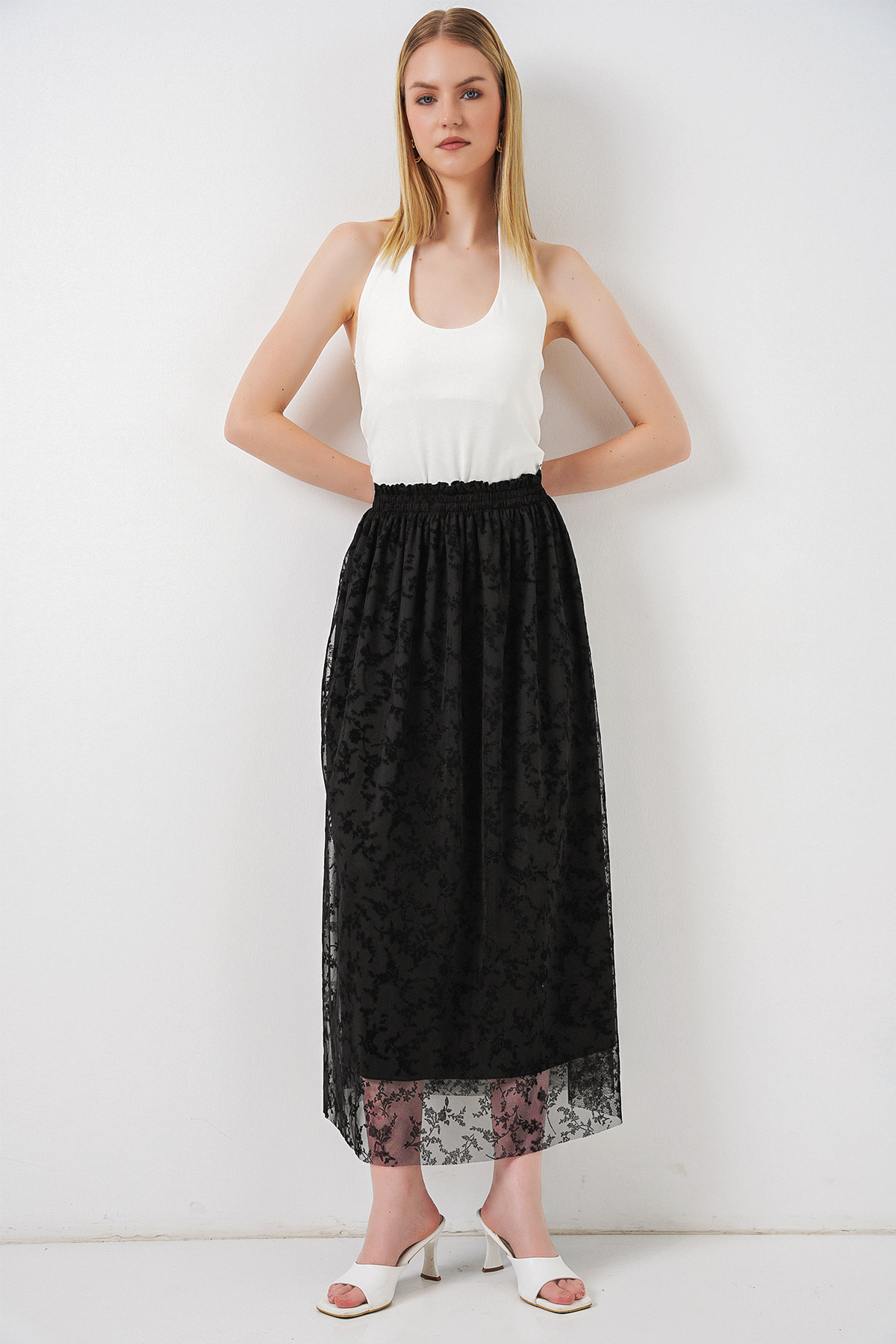 تنورة نسائية مبطنة بنقشة مخملية 8076 