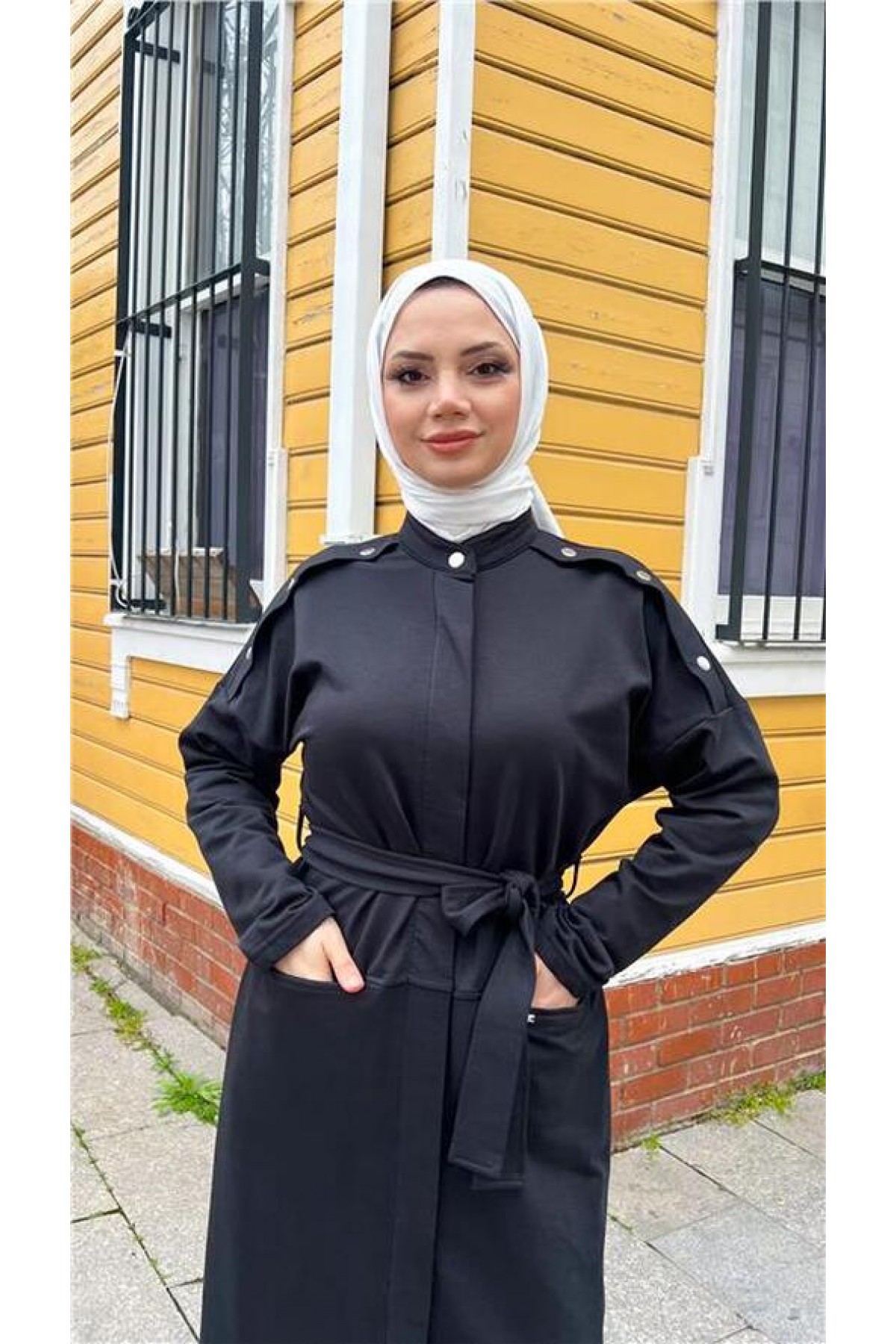 O Yaka Belden Bağlamalı Cepli Pamuklu Uzun Ferace 