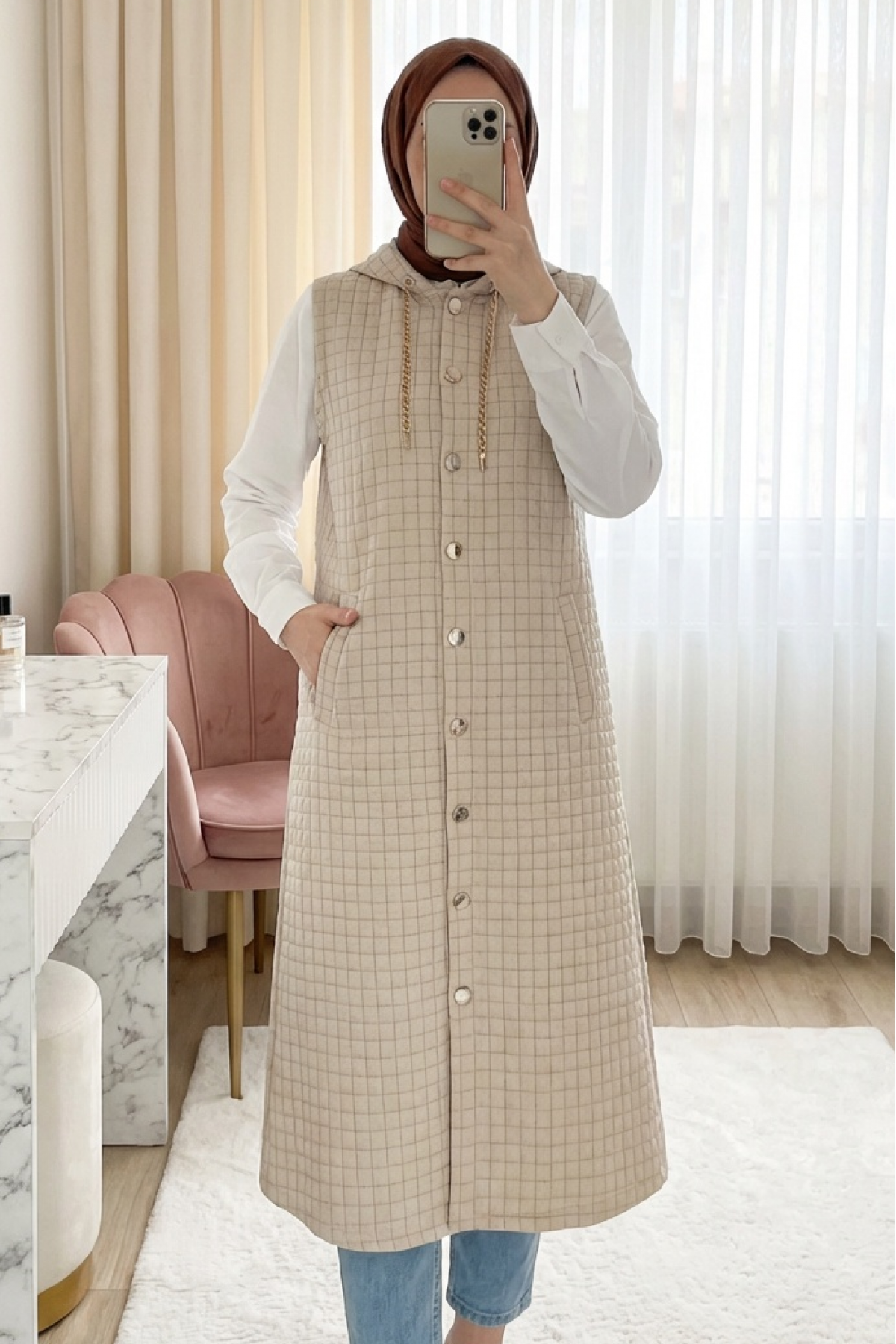 Kapşonlu Çıtçıtlı Kolsuz Cepli Uzun Kapitone Yelek 