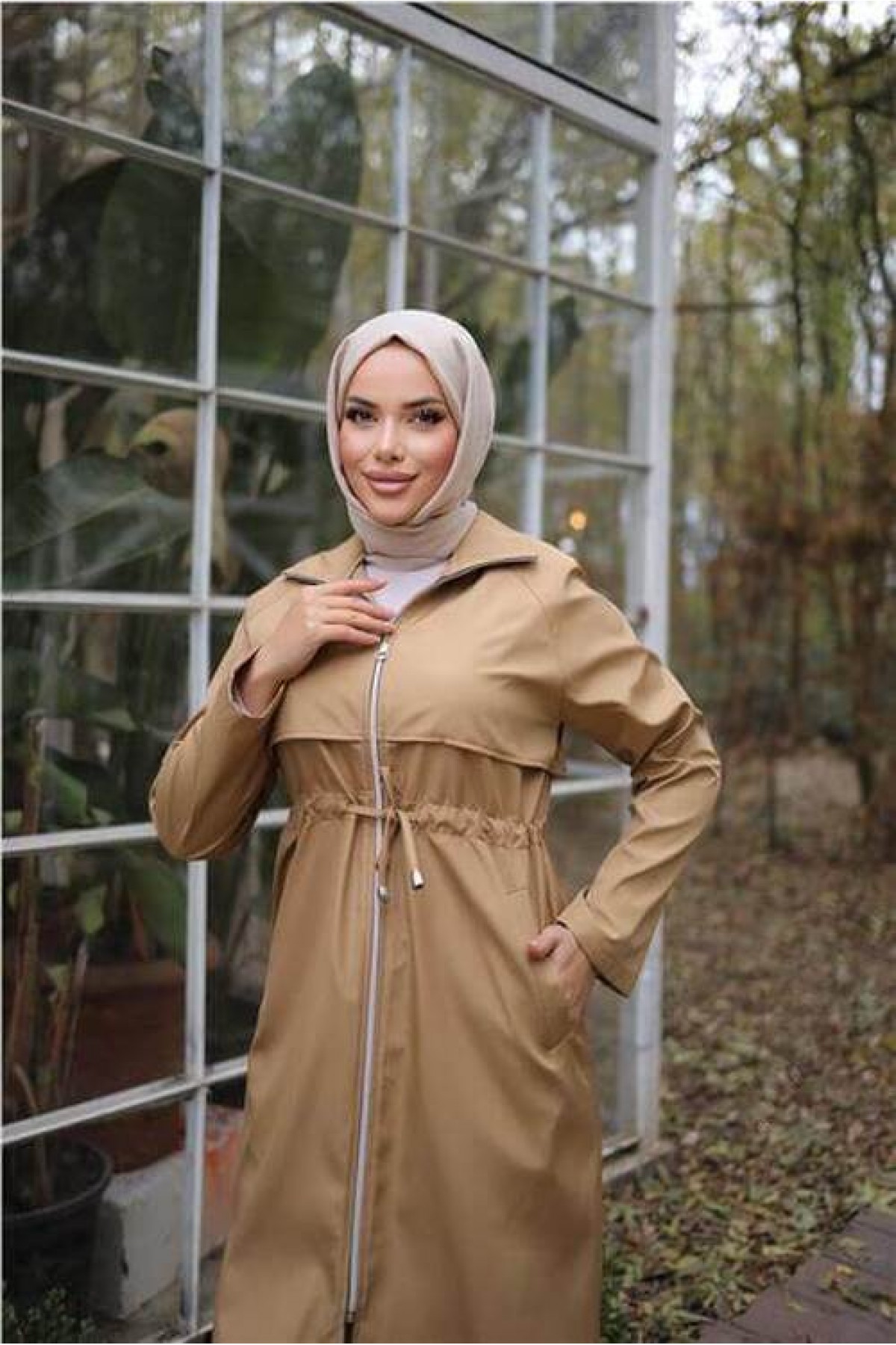 Fermuarlı İki Yan Cepli Belden Bağcıklı Uzun Trençkot 