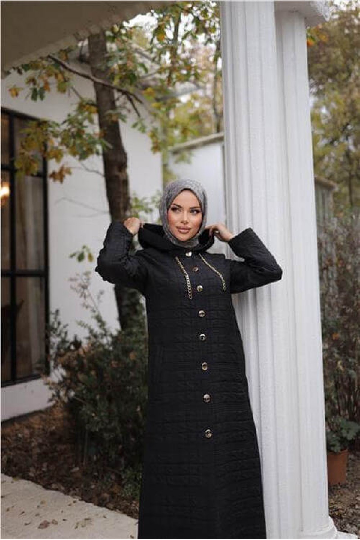 Kapşonlu Çıtçıtlı İki Yan Cepli Uzun Kap 