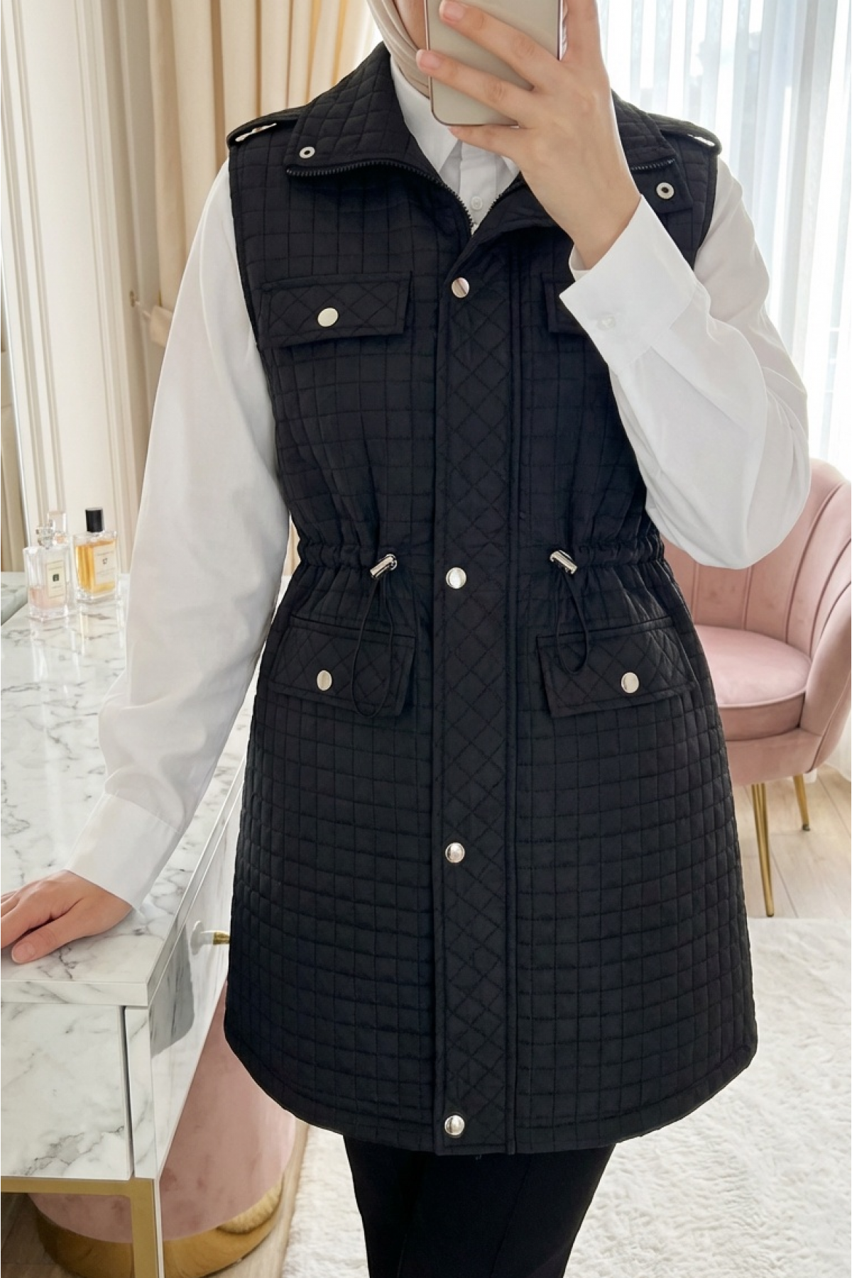 Belden Lastikli Çıtçıtlı Dört Cepli Kapitone Yelek 