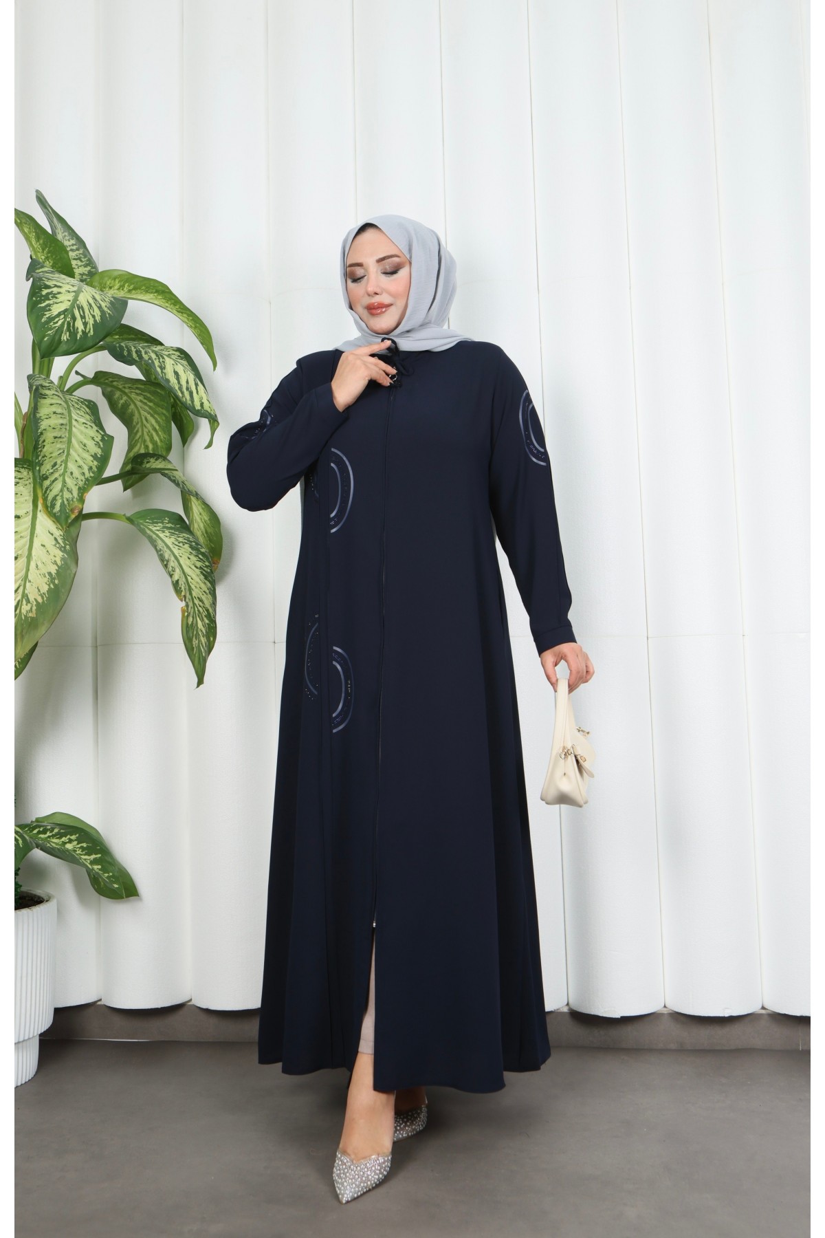 عباية كاكي مزينة بشراشيب متعددة الطبقات HNT7135