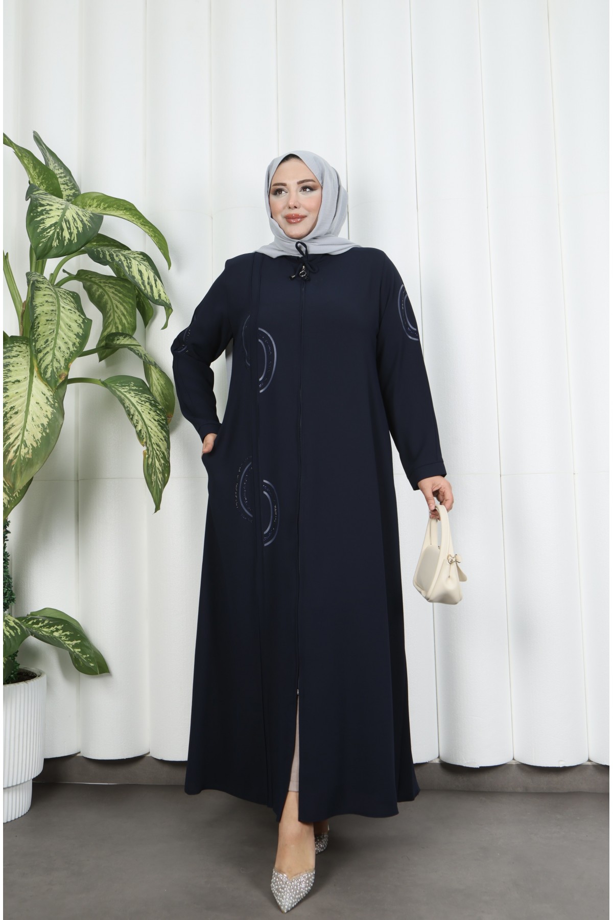 عباية كاكي مزينة بشراشيب متعددة الطبقات HNT7135